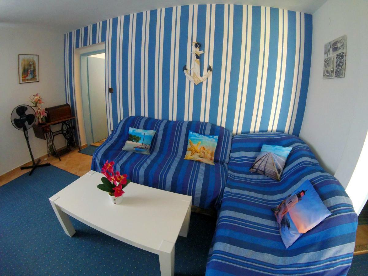 Apartments Romantica Sabunike بريفلاكا المظهر الخارجي الصورة